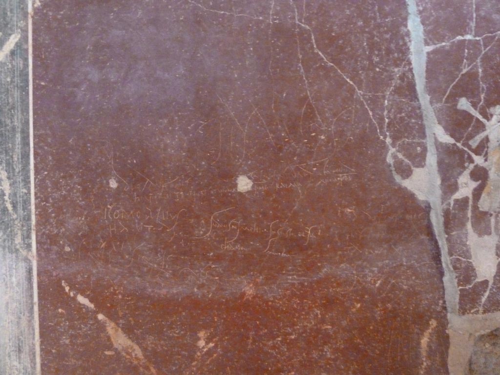 Stabiae, Villa Arianna, September 2015. W.28, graffiti on south wall. 