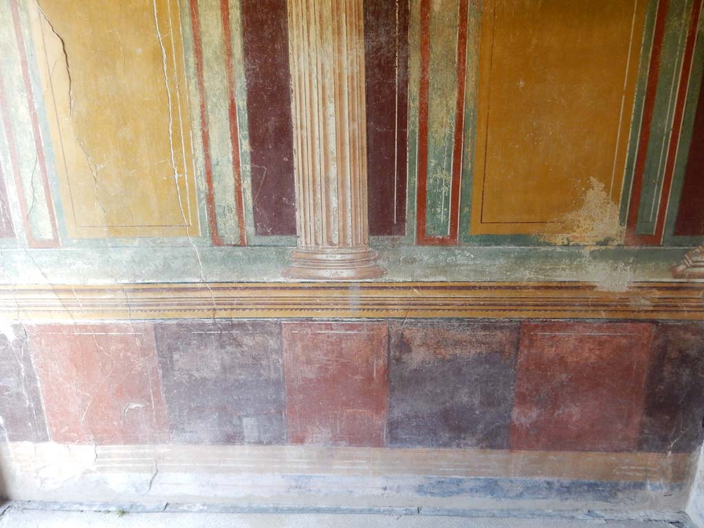 Stabiae, Villa Arianna, June 2019. Room 45, west wall. Photo courtesy of Buzz Ferebee.