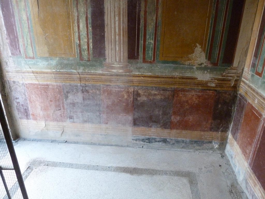 Stabiae, Villa Arianna, September 2015. Room 45, west wall.
