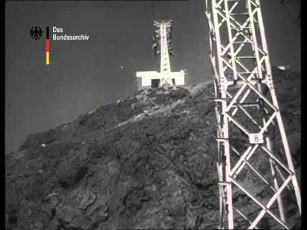 See a 1953 video of the chairlift which is on YouTube: 1953 video of Vesuvius chairlift (YouTube) 
A separate window will open, which you can make full screen if you wish. When finished watching close the window.
