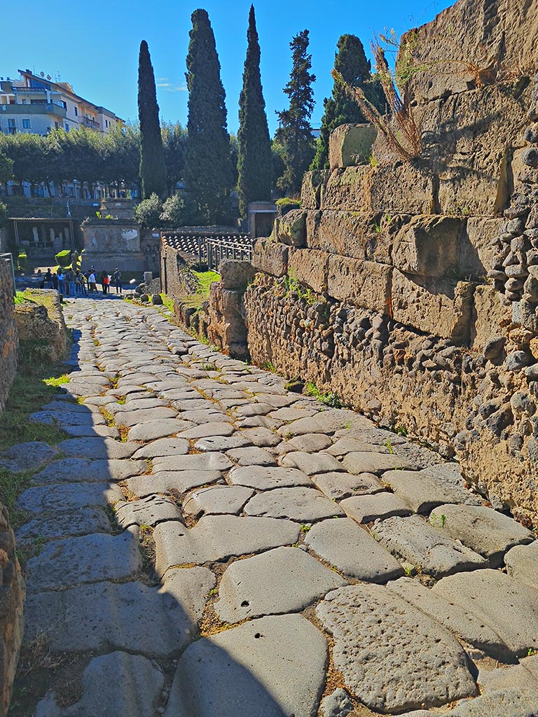 Porta Nocera, Pompeii. October 2024. 
Looking south along west wall of Nocera Gate. Photo courtesy of Giuseppe Ciaramella.
