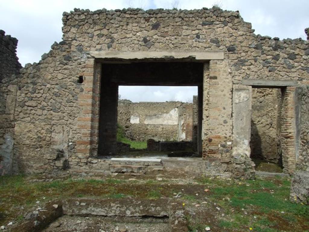 I.9.12 Pompeii. March 2009. Room 1. Atrium. Looking north through tablinum to garden area.