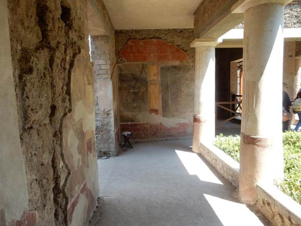II.2.2 Pompeii. May 2016. Looking east across pseudo-peristyle area “g”. Photo courtesy of Buzz Ferebee.